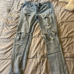 American Eagle size 0 ripped jeans